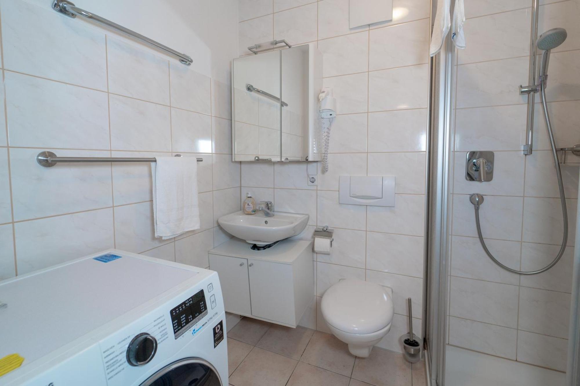 Range - Apartments - Kueche - Wlan - Netflix - Bis Zu 7 Personen Фелльбах Екстер'єр фото